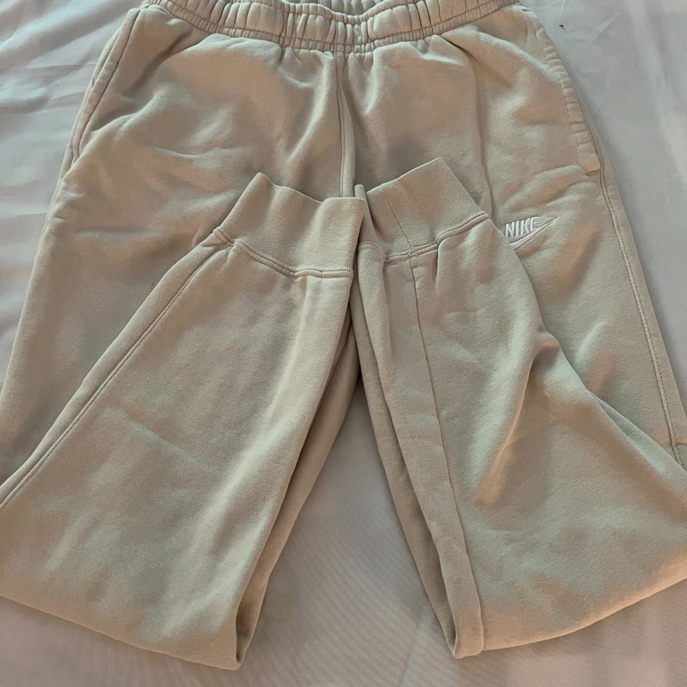 Nike Joggers (S)